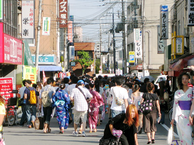 塚本駅付近