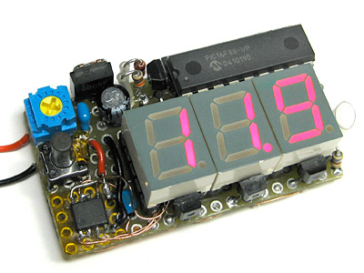 電源電圧計
