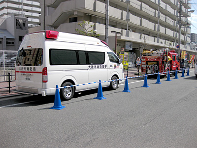緊急車両待機中